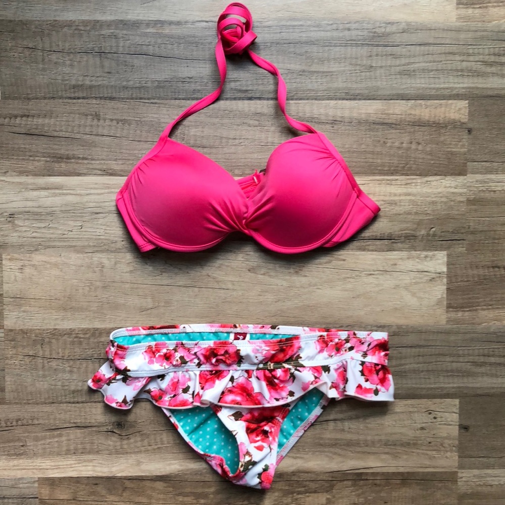 Guess 2 piece swimsuit